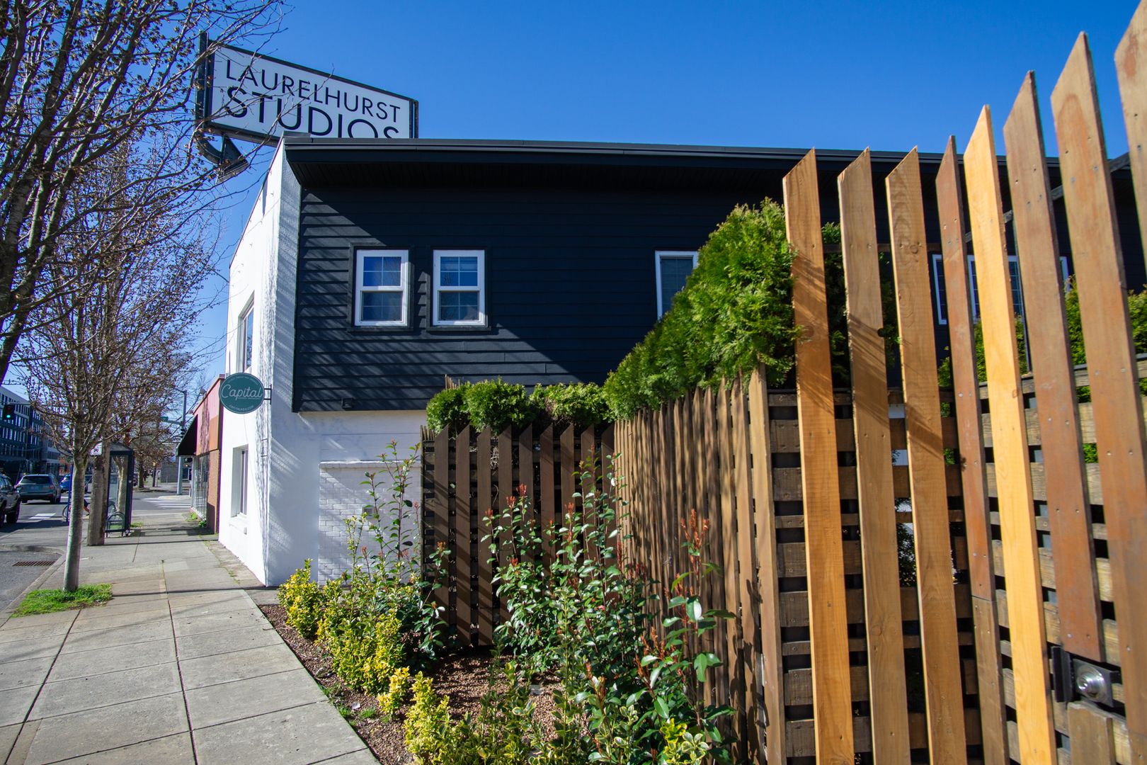 Portland Apartment: 3327 NE Sandy Blvd #208