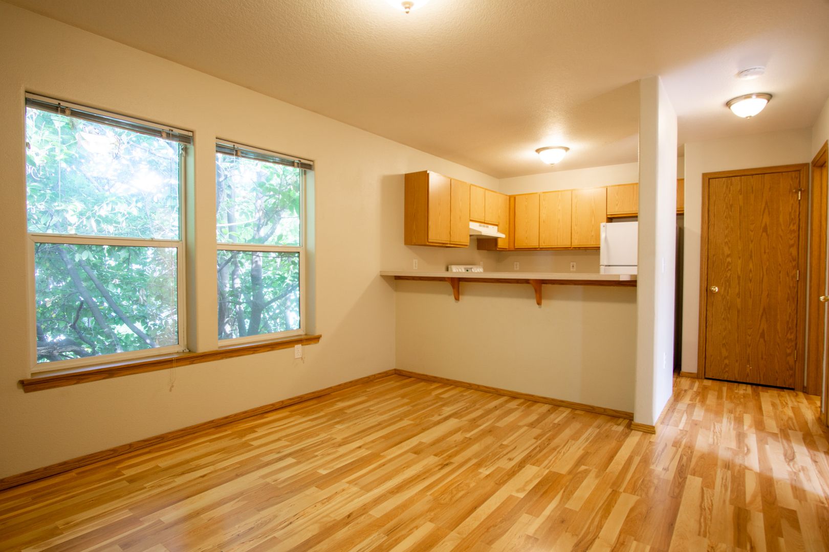 Portland Apartment: 2891 SE Division St #4