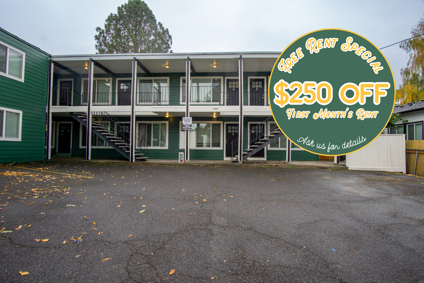 Portland Apartment: 4030 SE Holgate Blvd #J