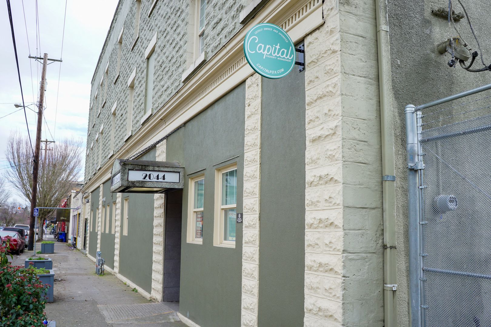 Portland Apartment: 2044 N Kilpatrick St #310