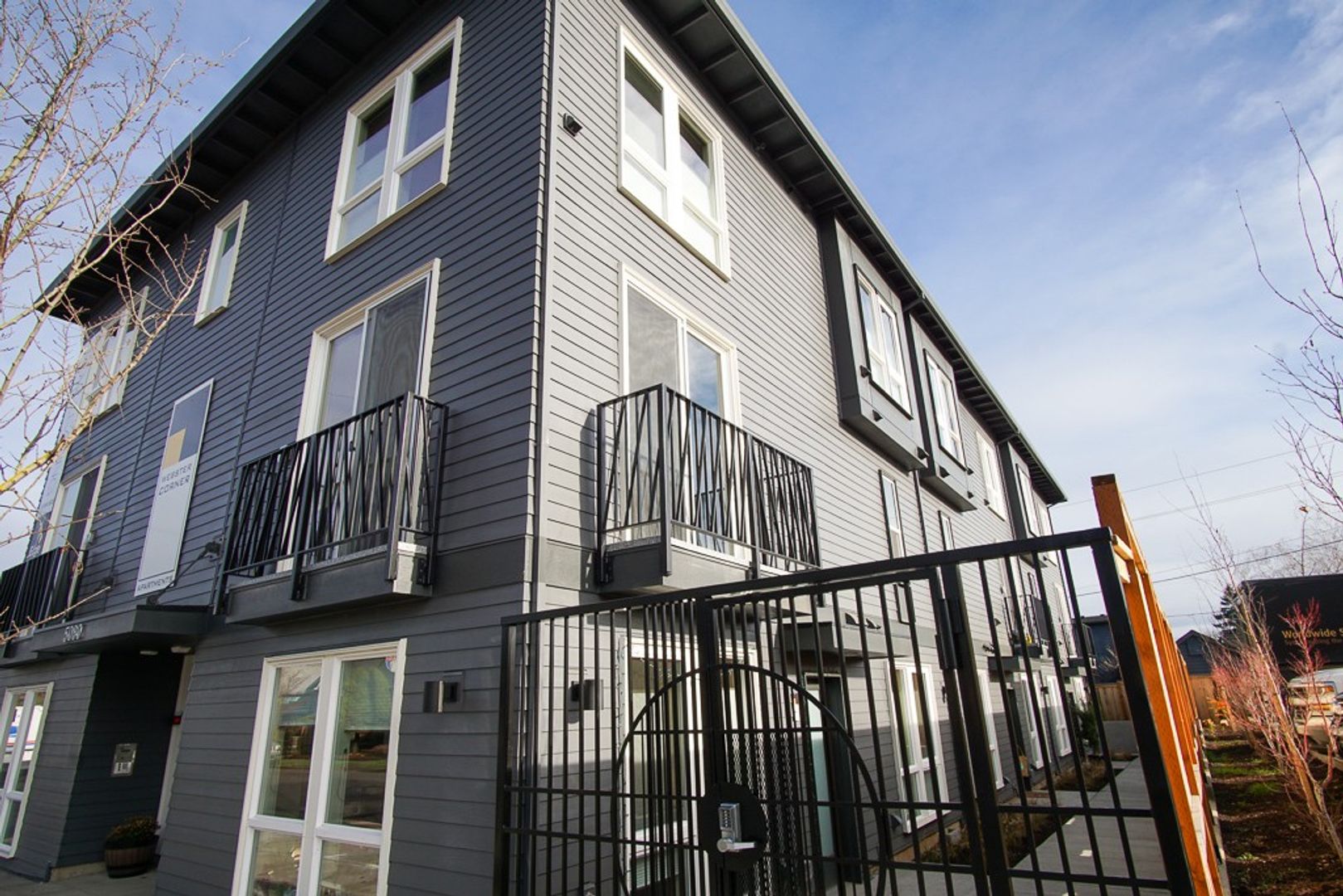 Portland Apartment: 5080 NE 33rd Ave #4