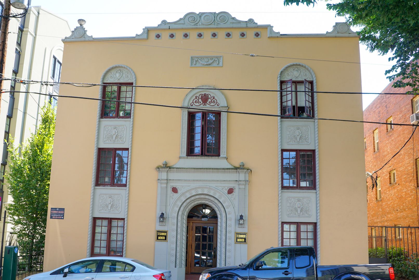 Portland Apartment: 1944 NW Johnson St. #102