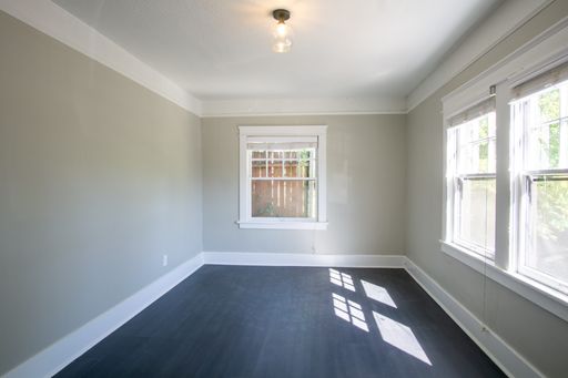 Studio w/Vintage Touches, Modern Upgrades + FREE LAUNDRY! – photo 1