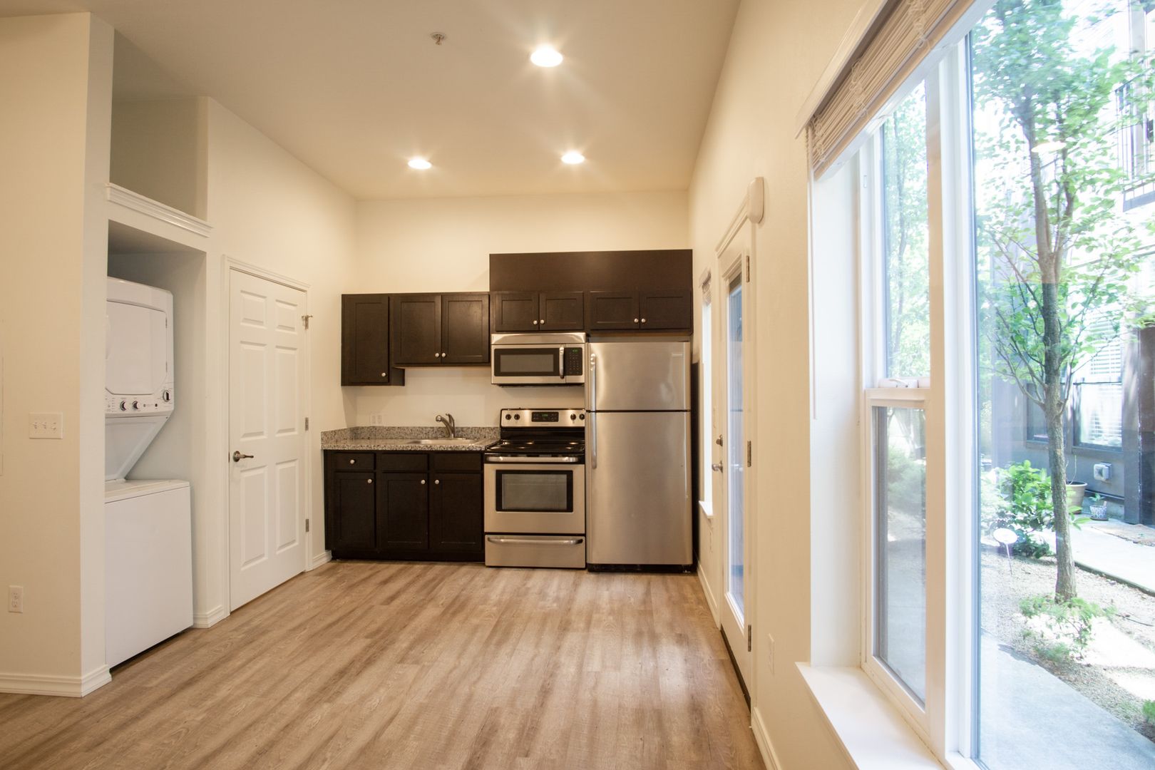 Portland Apartment: 5607/5625 E Burnside St.; 15 NE 57th Ave