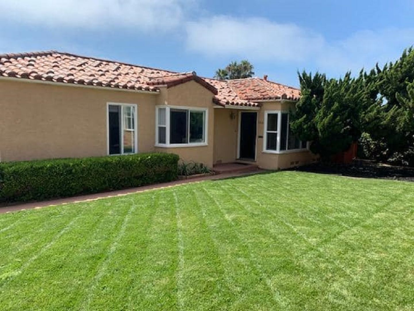 San Diego Apartment: 1558-1564 Ebers St