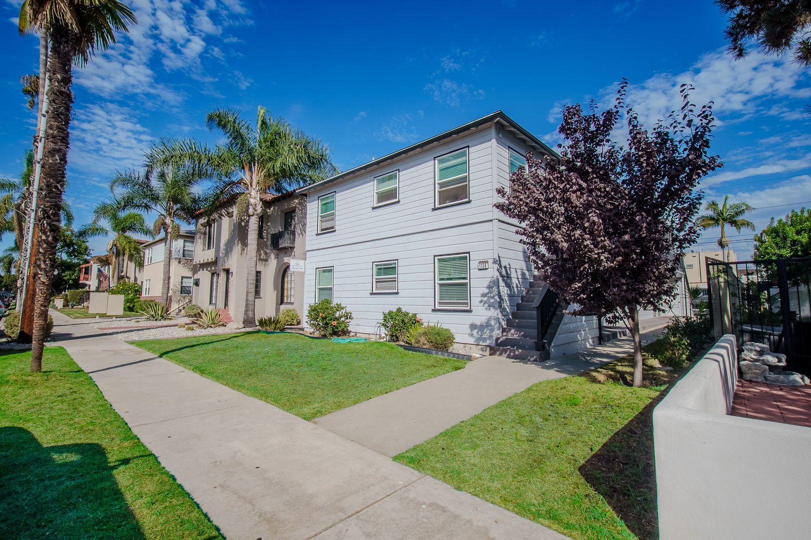 Long Beach Apartment: 1130 Bennett Ave