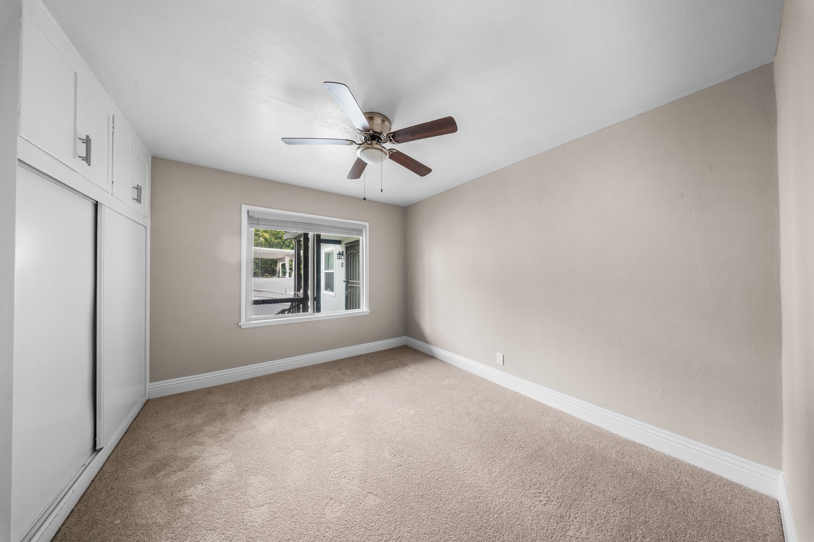 Long Beach Apartment: 1818 E. 5th St.