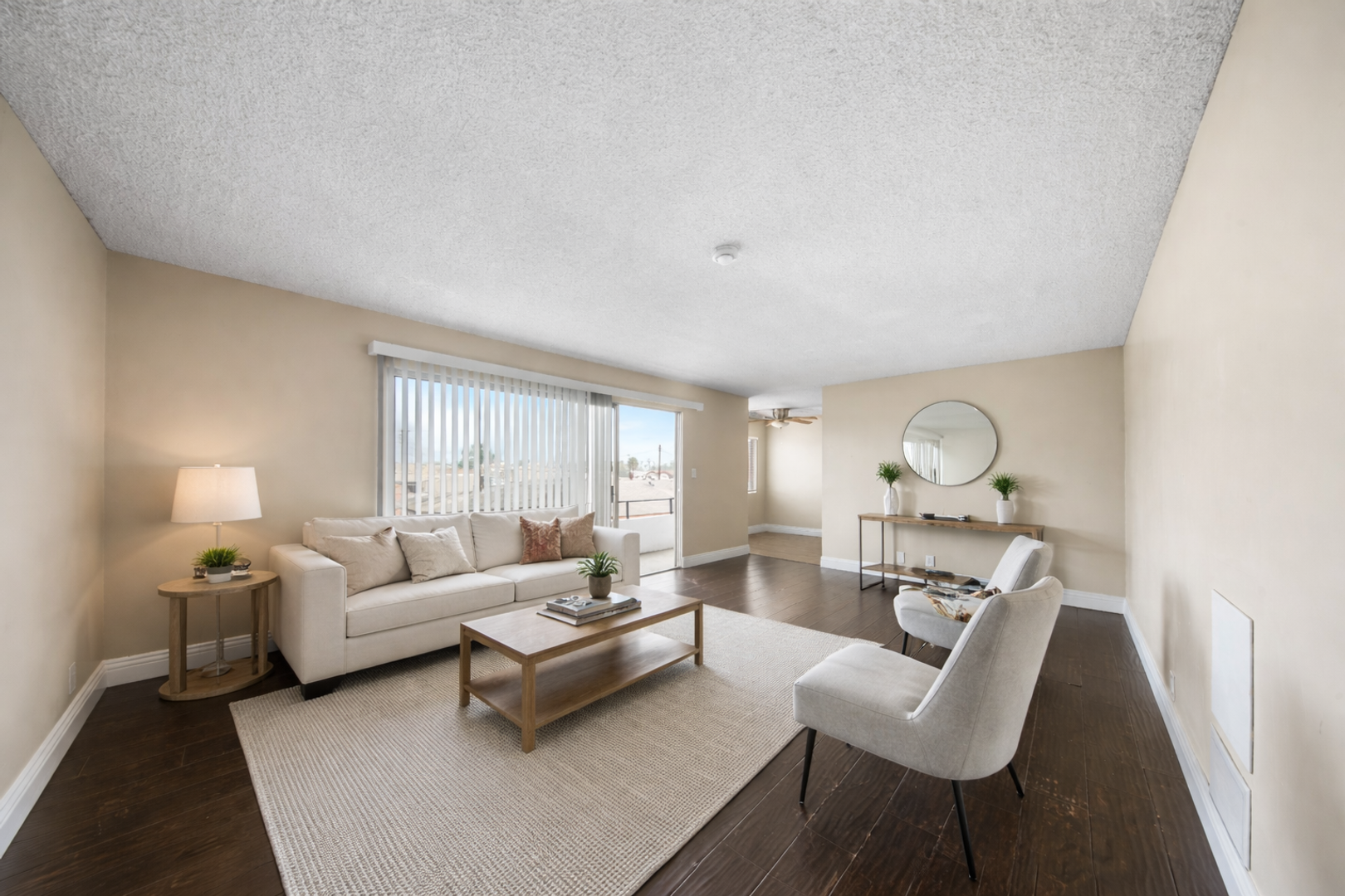 Long Beach Apartment: 1127 E. 4th St.