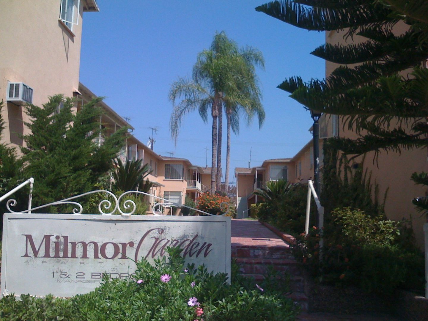 Long Beach Apartment: 761-799 E 46th St.