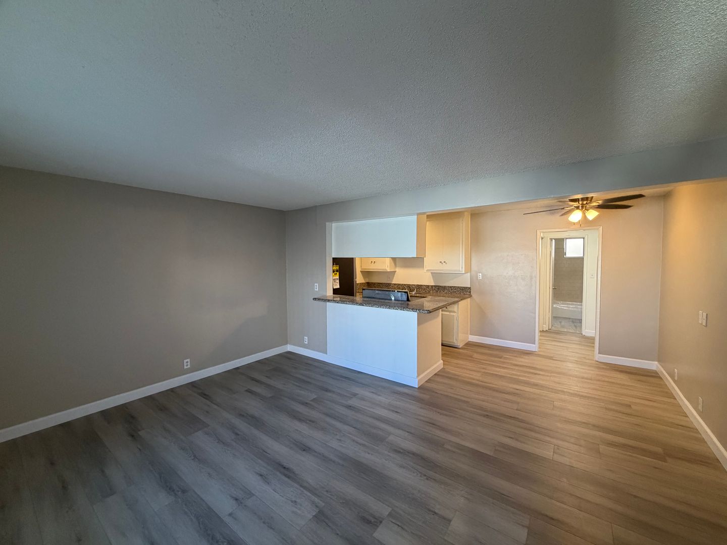 Long Beach Apartment: 709 E. 3rd St.