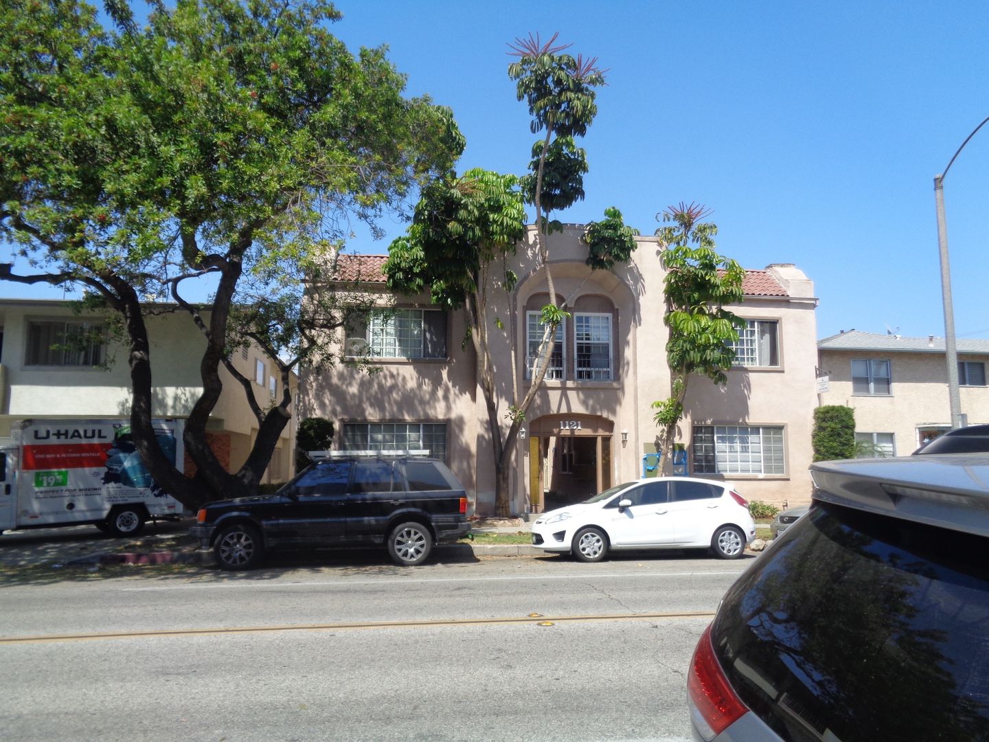 Long Beach Apartment: 1121 E. 3rd St.