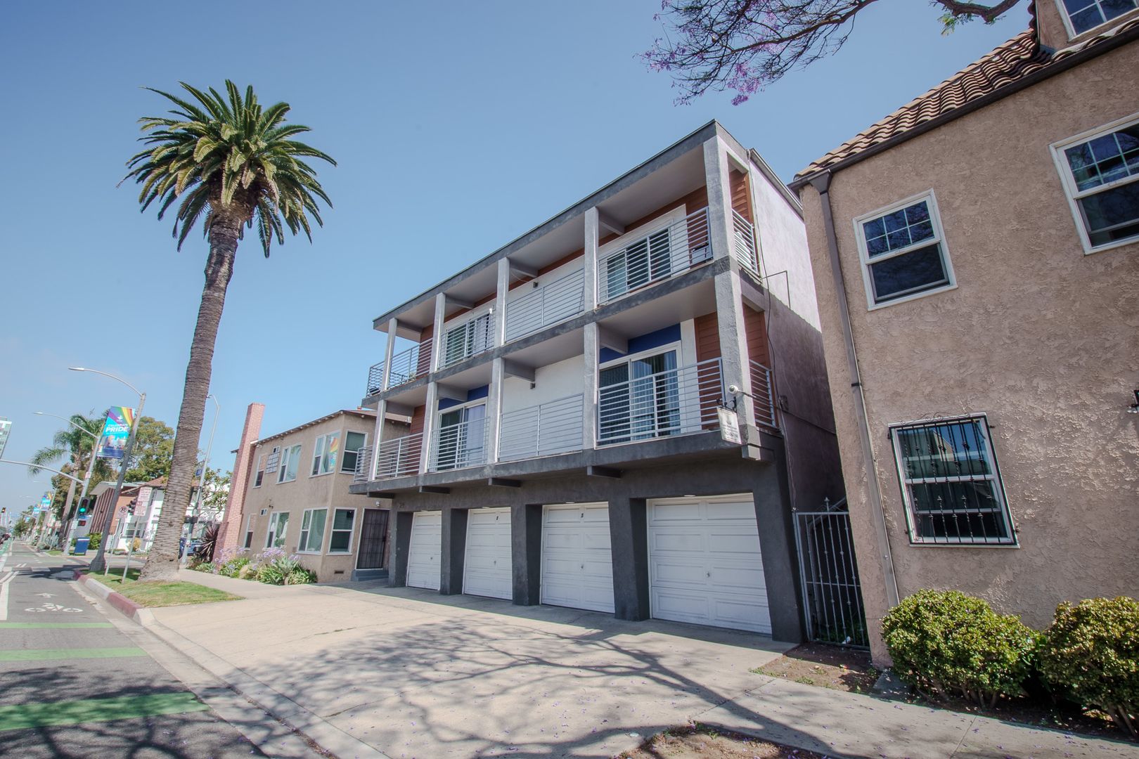 Long Beach Apartment: 709 E. 3rd St.