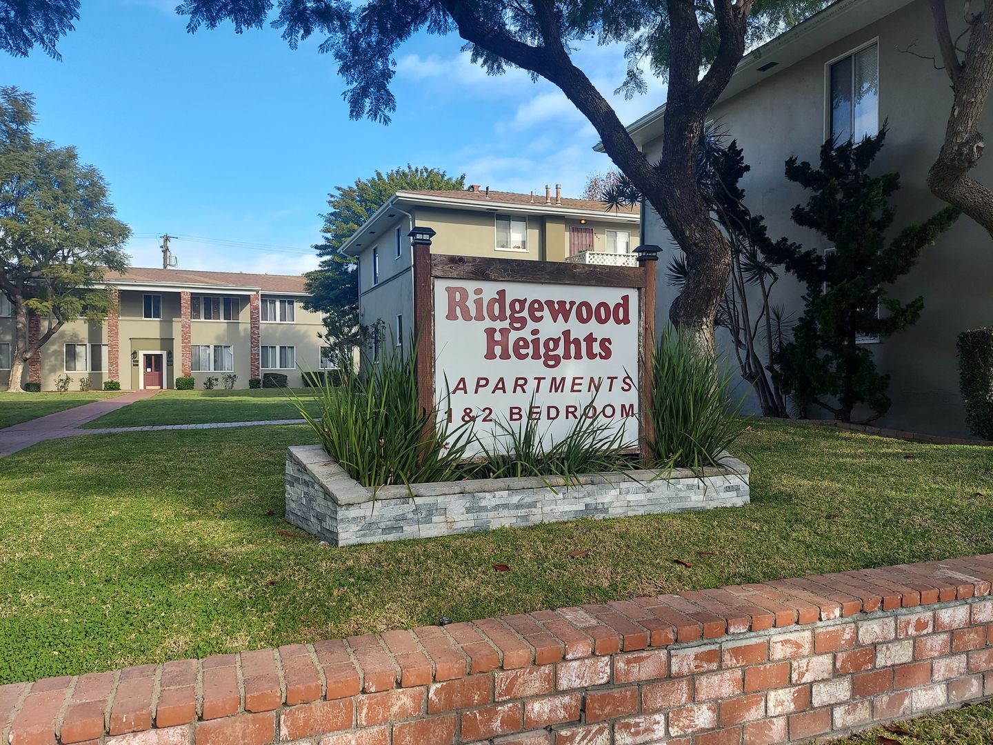 Long Beach Apartment: 801-931 E. 46th Street