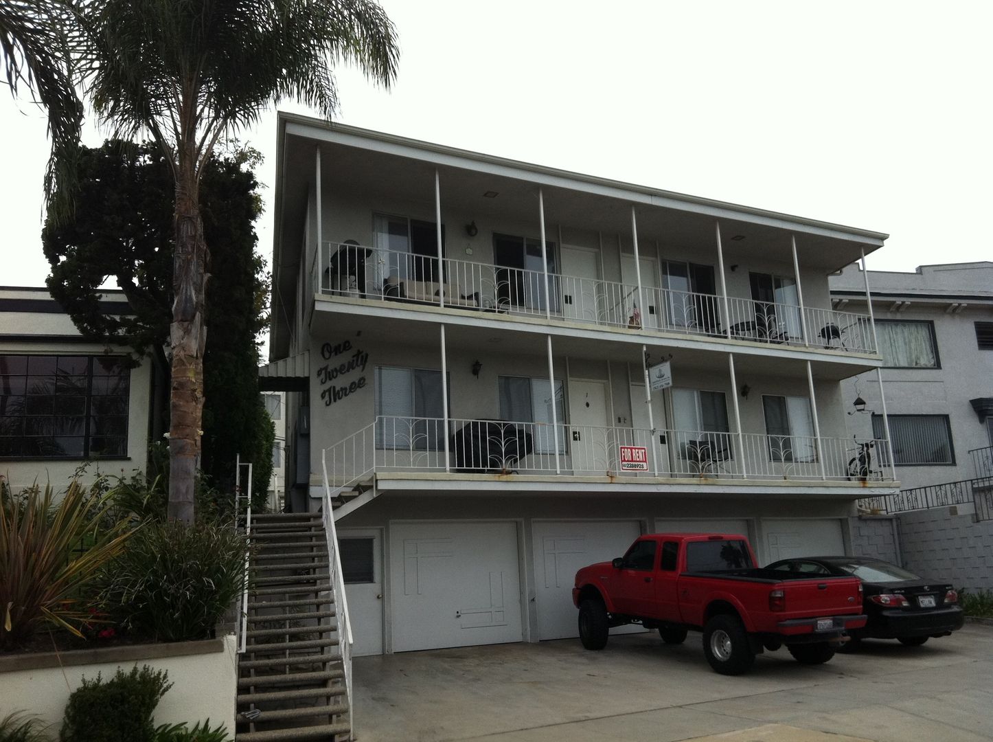 Long Beach Apartment: 123 Mira Mar Ave