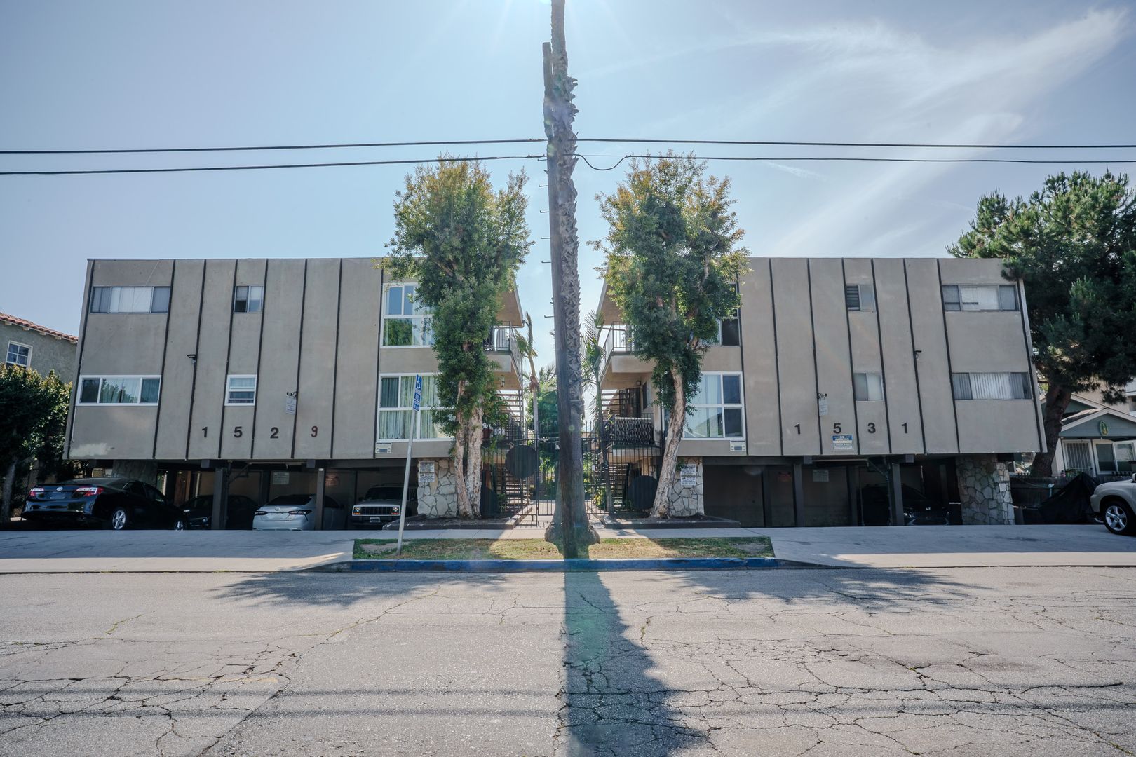 Long Beach Apartment: 1529-1531 Junipero Ave.