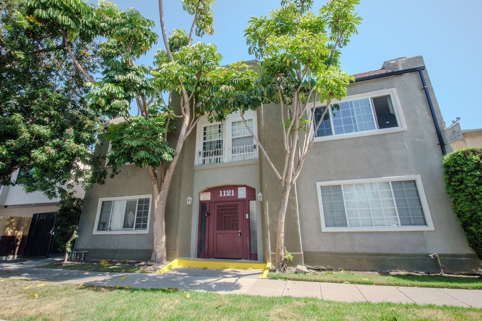Long Beach Apartment: 1121 E. 3rd St.