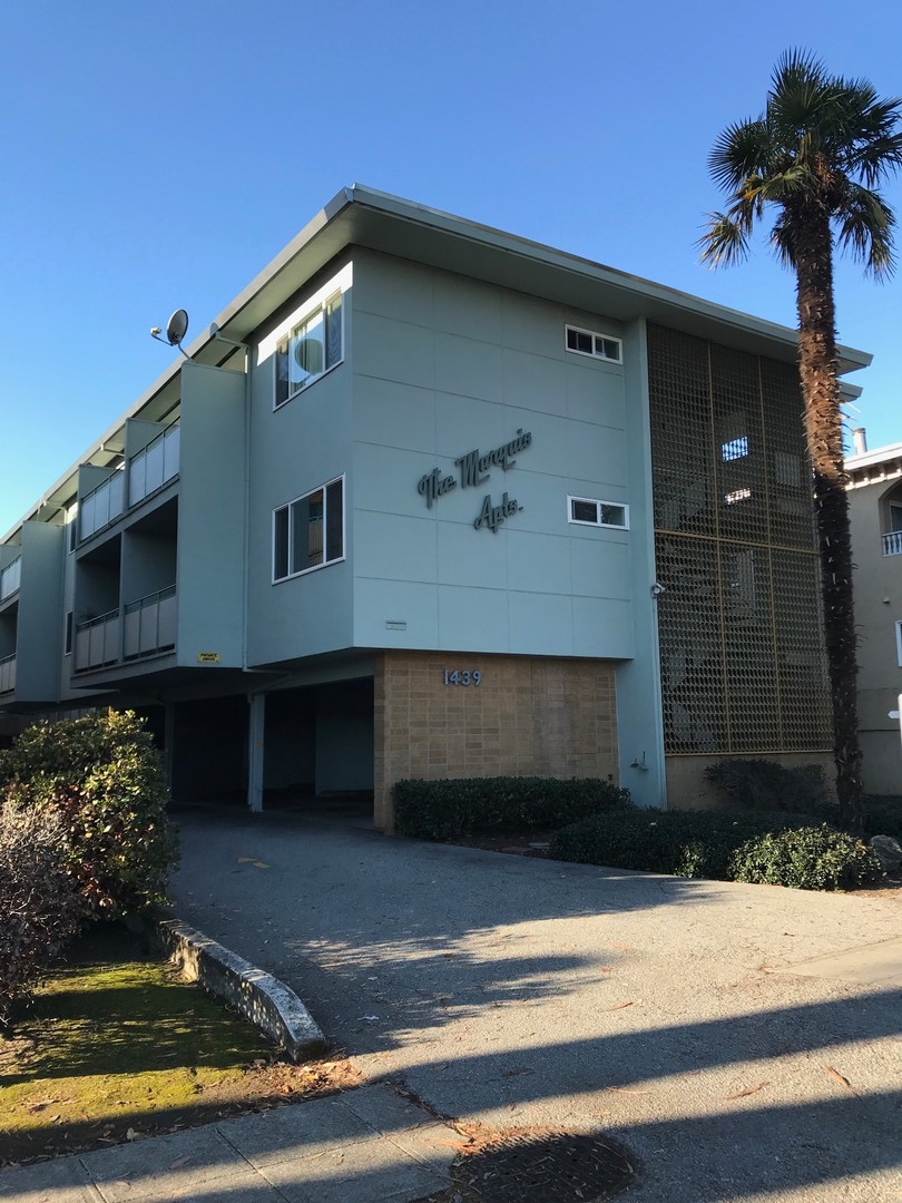 Burlingame Apartment: 1439 El Camino Real