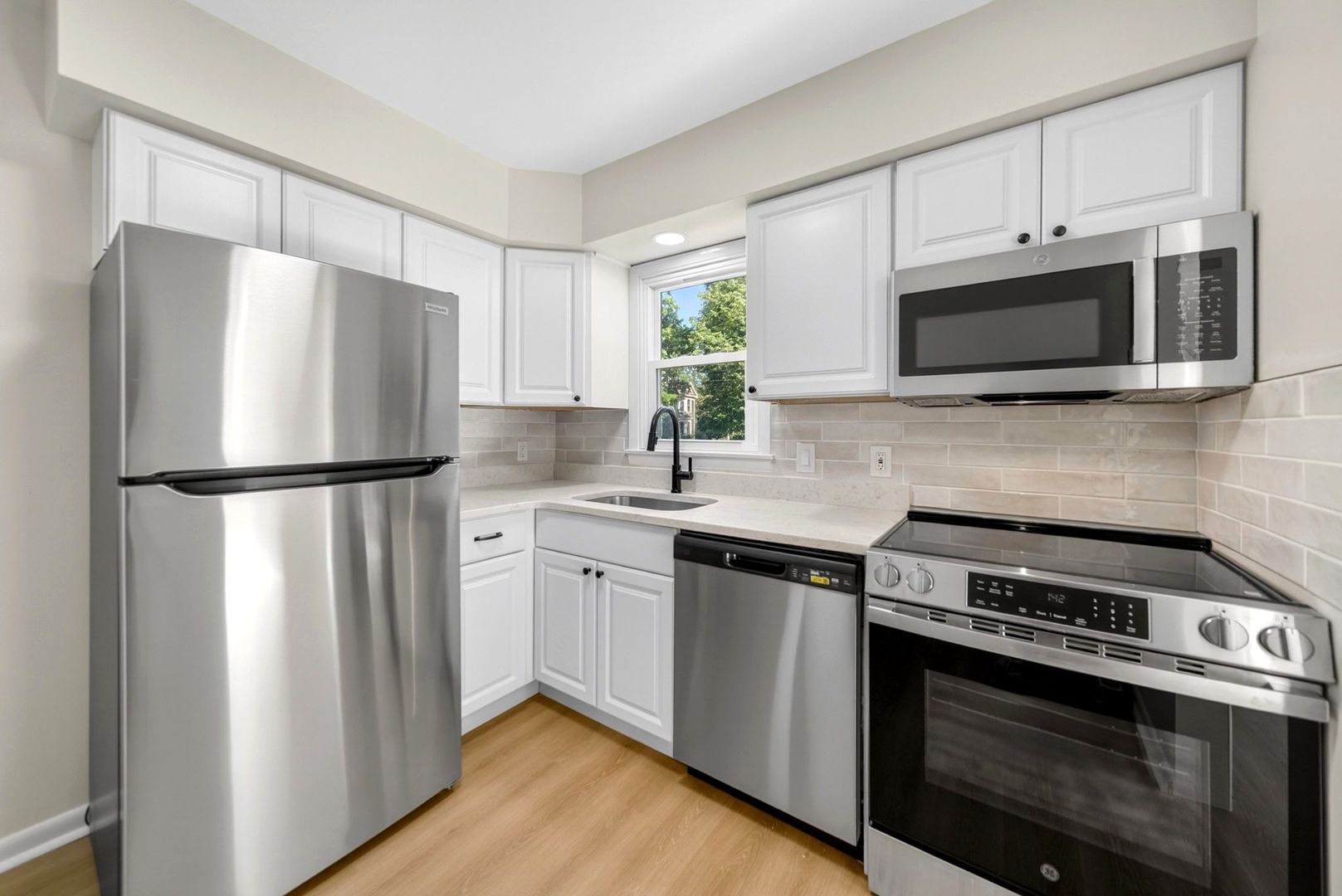 Ballston Spa Apartment: 9 Beach Street