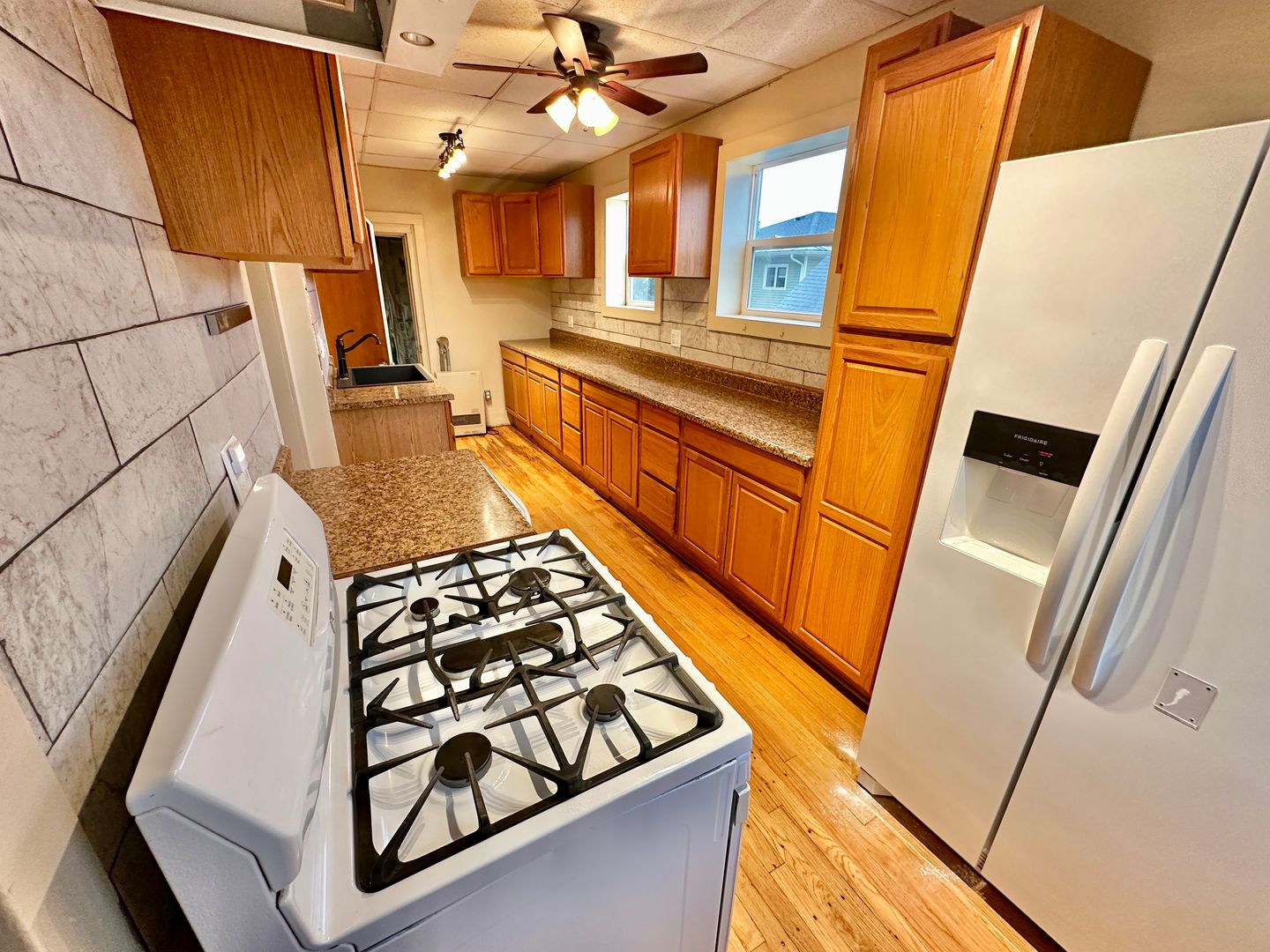 Waterford Apartment: 12 1st Ave