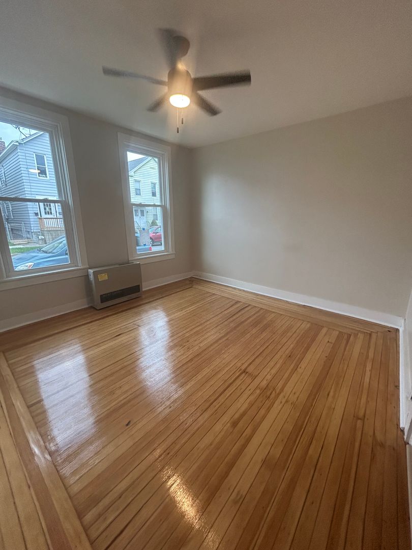 Watervliet Apartment: 1506-1508 7th Ave