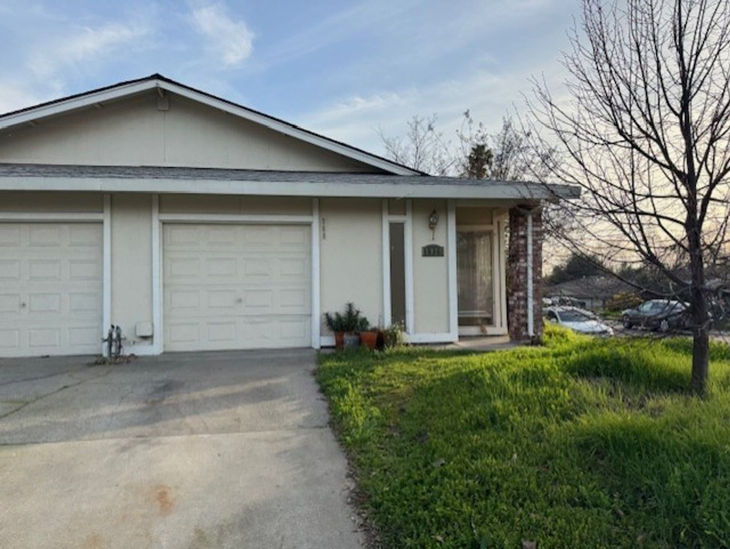 Carmichael Apartment: 5926 Hilltop Drive