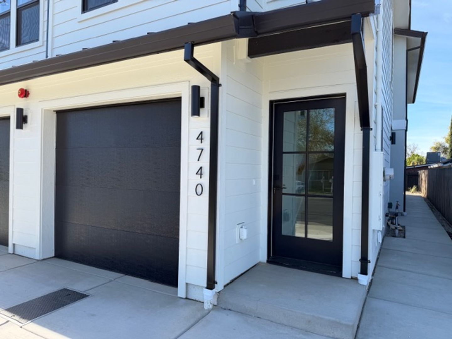 Rocklin Apartment: 4740 3rd St, Rocklin, CA 95677