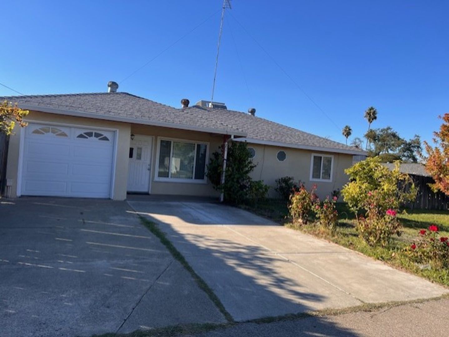 North Highlands House: 6425 Thomas Drive