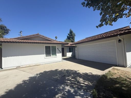 Home for Rent in Rosemont Park – Sacramento! – photo 1