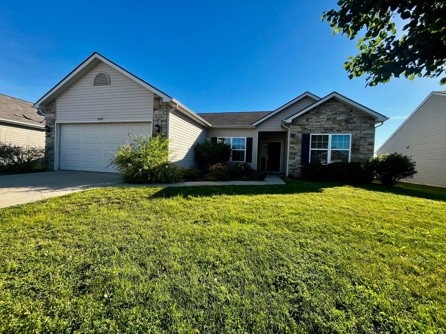 Roanoke House: 11013 Calera Passage