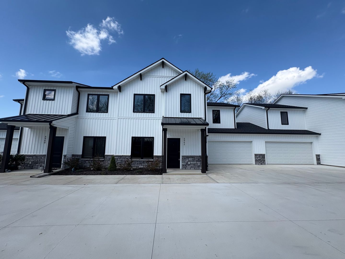 Fort Wayne Apartment: N. Clinton
