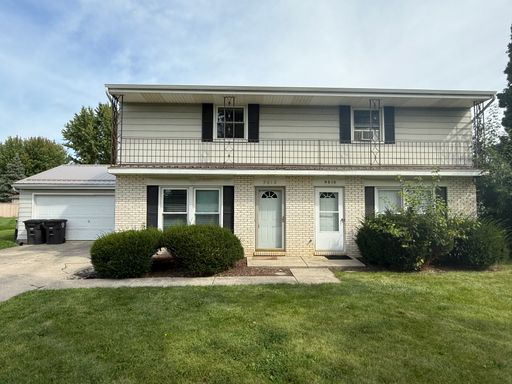 3 Bed 1 Bath Rental at 9612 Aboite Center Rd, Fort Wayne, IN – photo 1