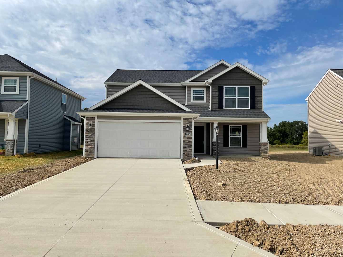 Fort Wayne House: 1646 Teniente Ct