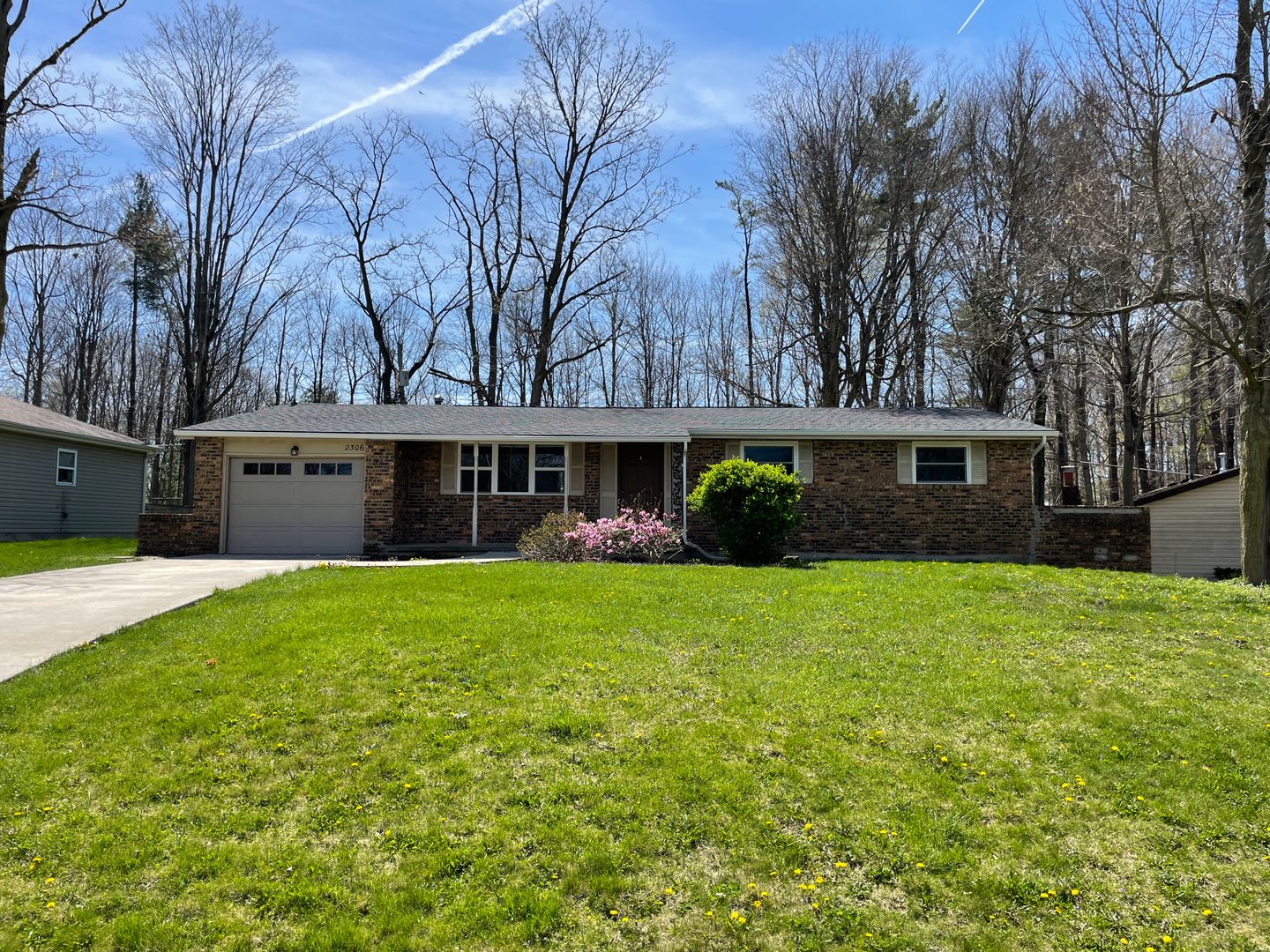 Fort Wayne House: 2306 Deerwood Drive