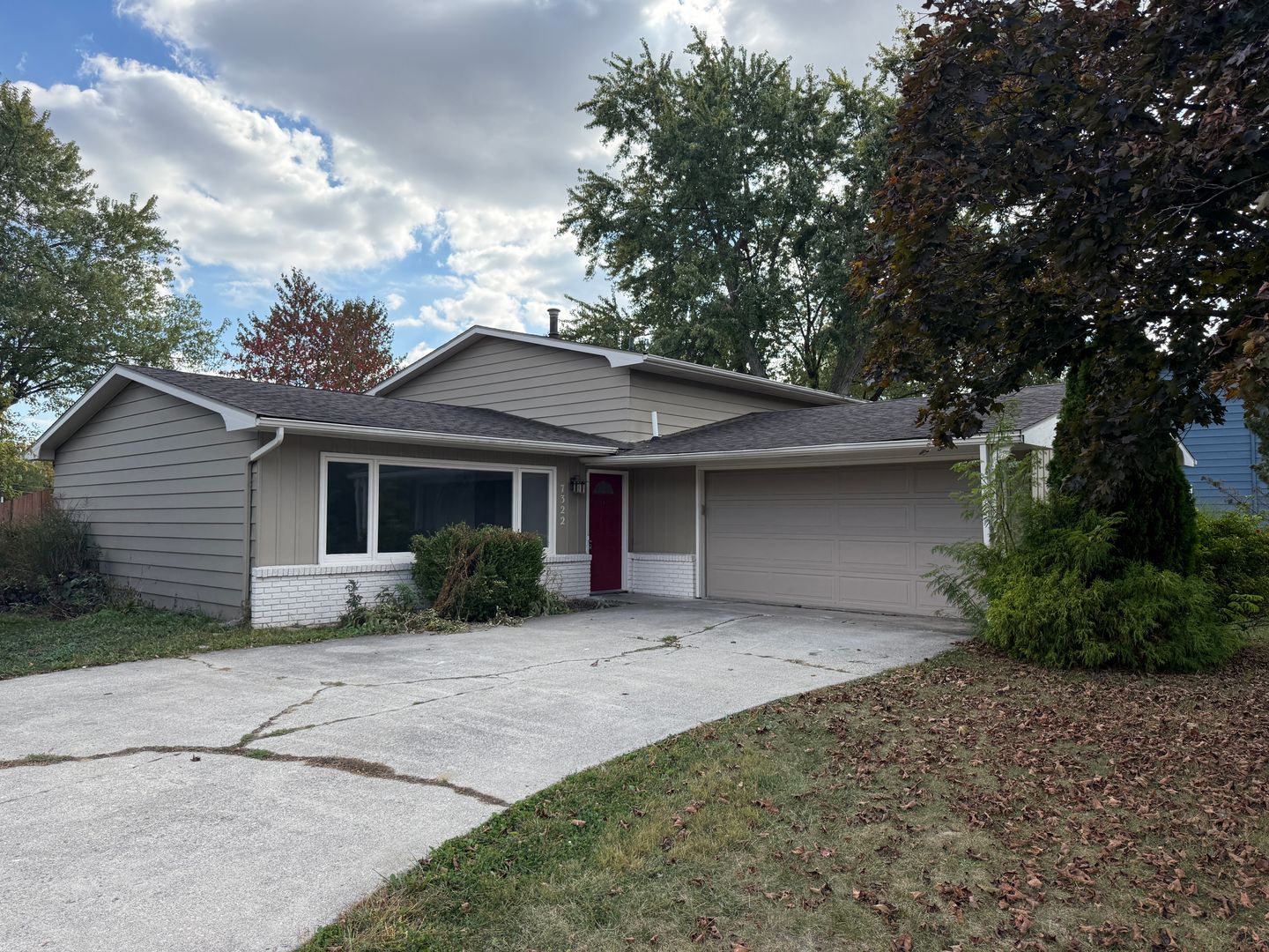 Fort Wayne House: 7322 Antebellum Blvd