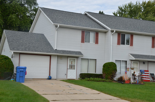 Spacious 3 Bedroom Townhome