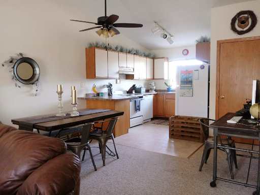 2 Bedroom 1.5 Bath Townhome – photo 1