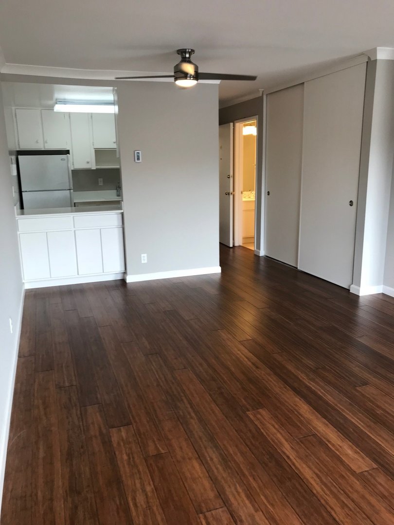 Mountain View Apartment: 2685 California Street