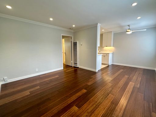 Menlo Park - The Pines Apts - In West Menlo, Close to Shopping, Restaurants, Stanford