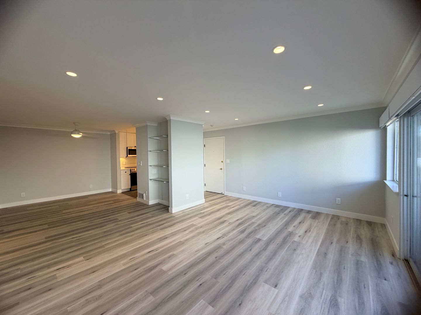 Mountain View Apartment: 2645 California Street
