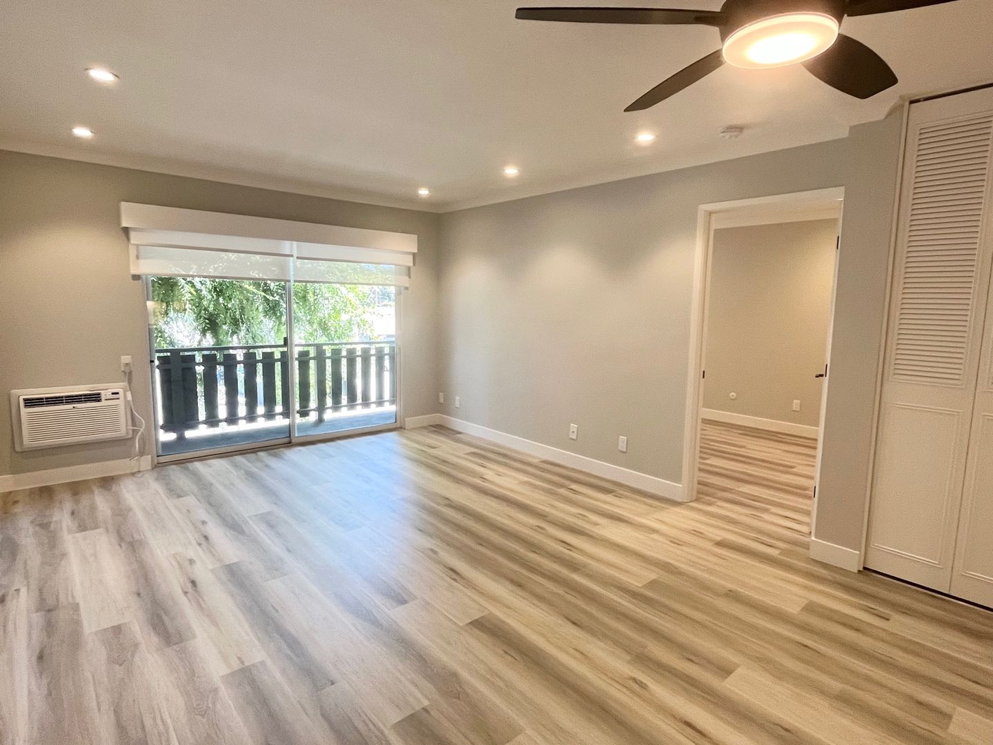 Mountain View Apartment: 2645 California Street