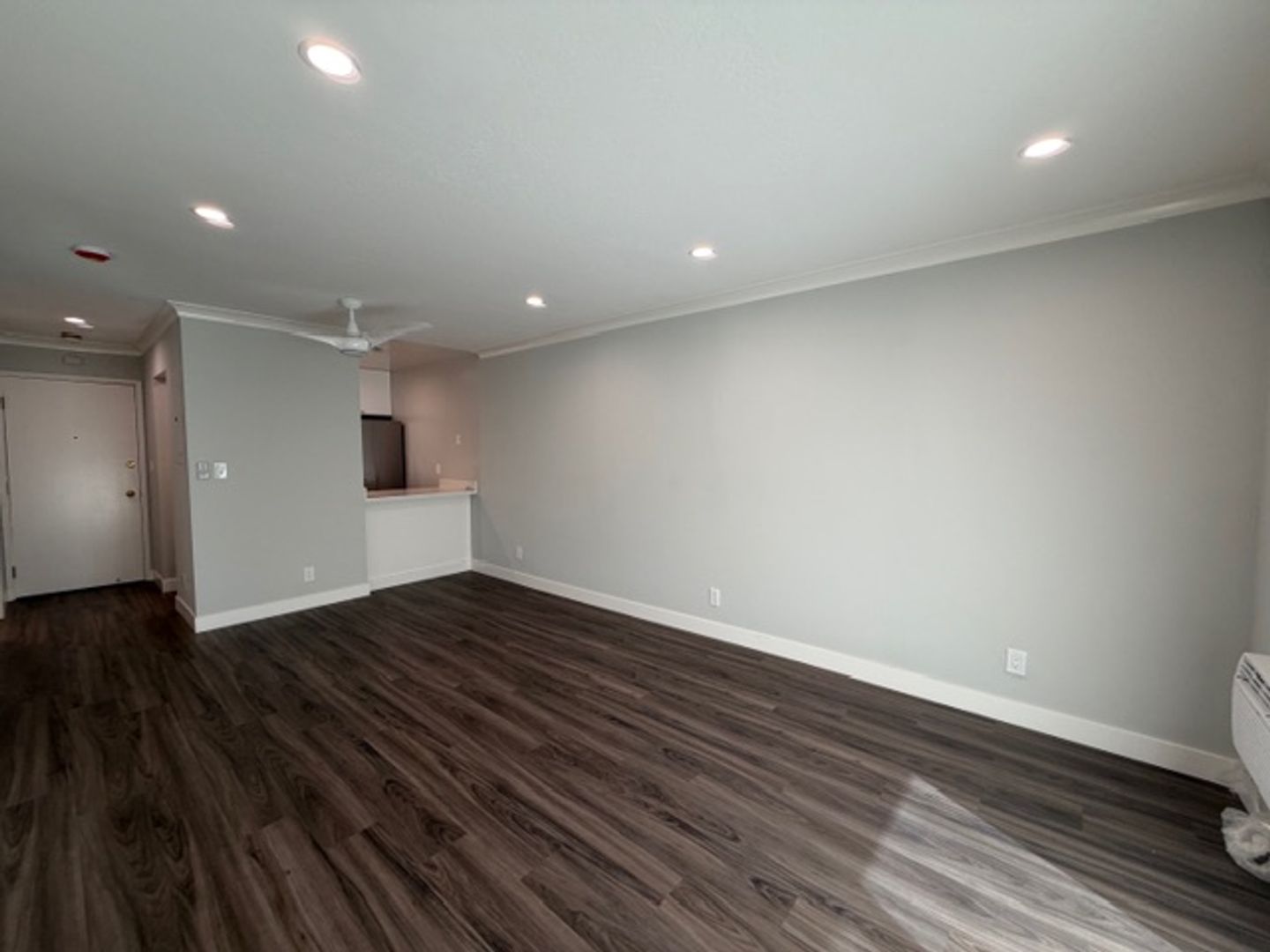 Mountain View Apartment: 2685 California Street