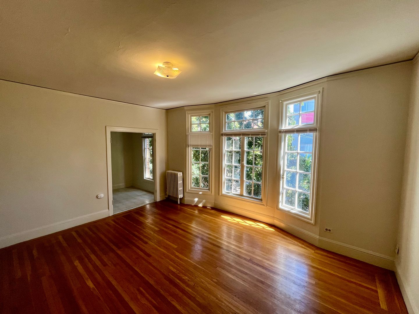 Oakland Apartment: 231 29th Street
