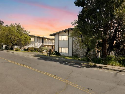 Cozy Studio with On-Site Laundry in Vallejo