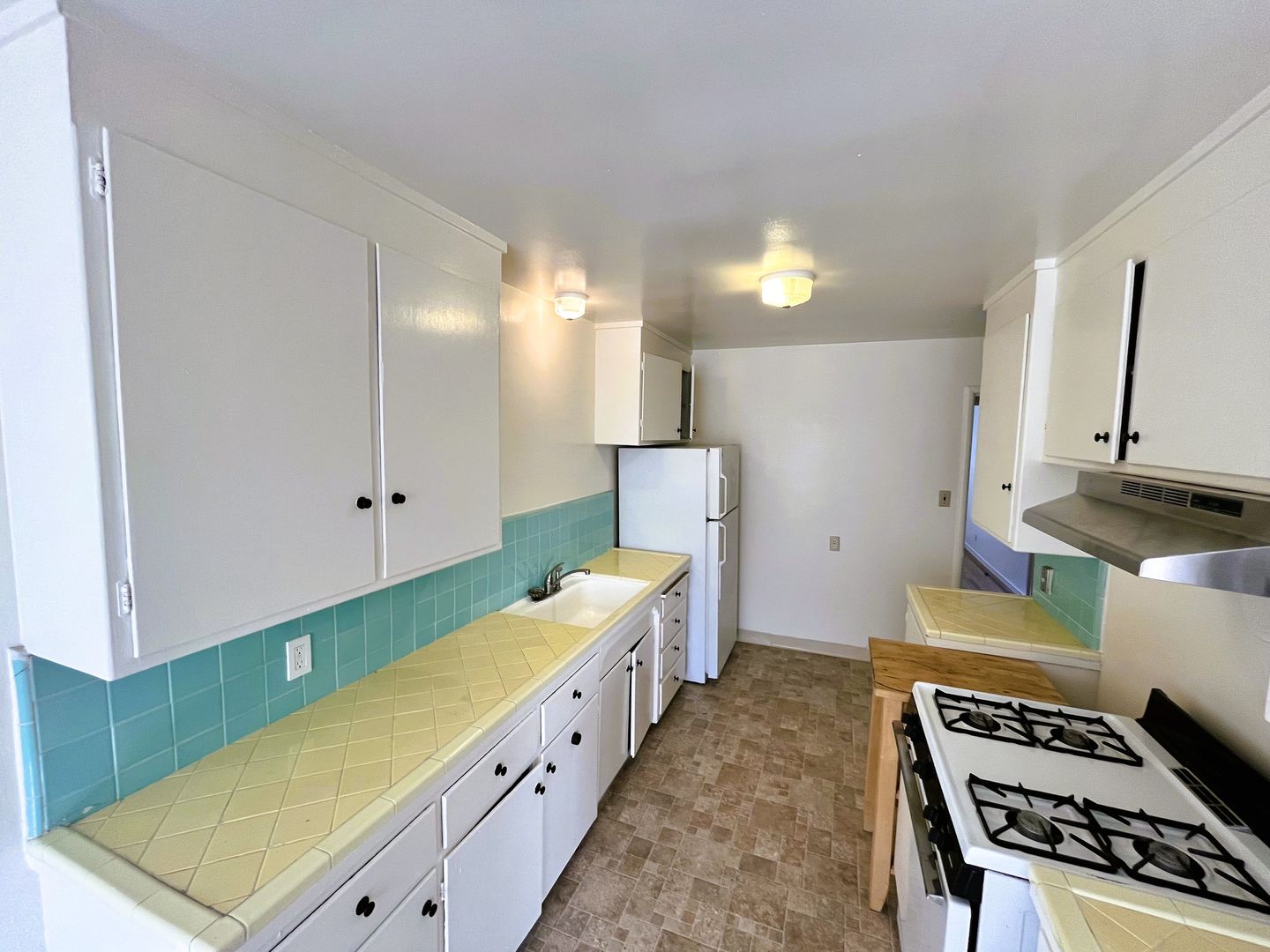 Oakland Apartment: 3105 High St