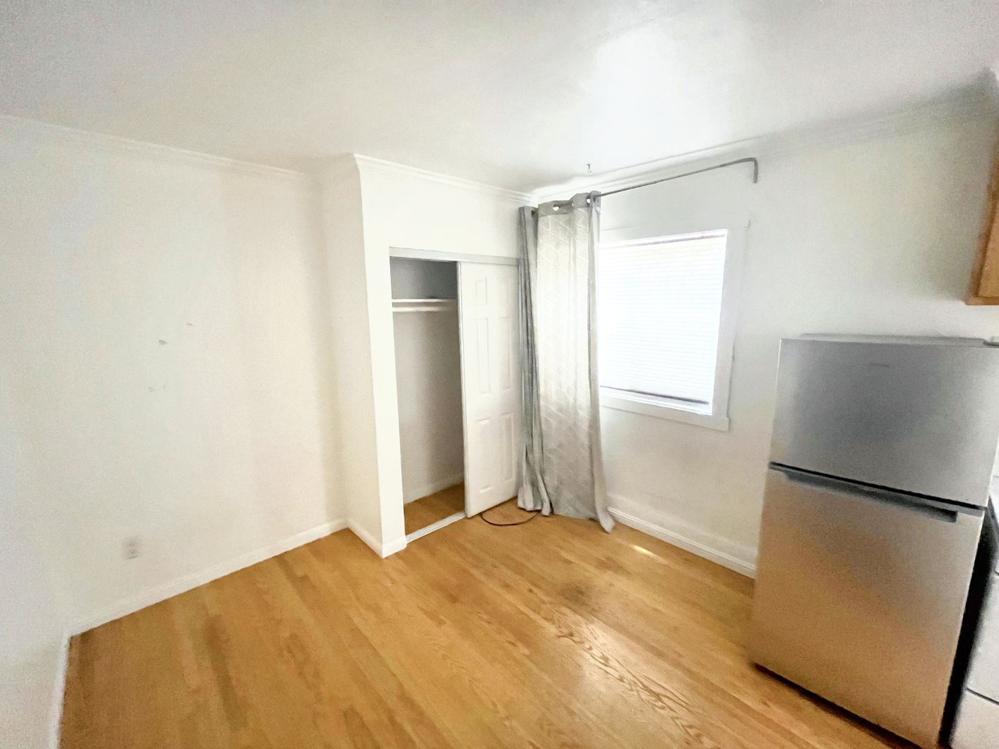 Oakland Apartment: 2515 Ivy Drive