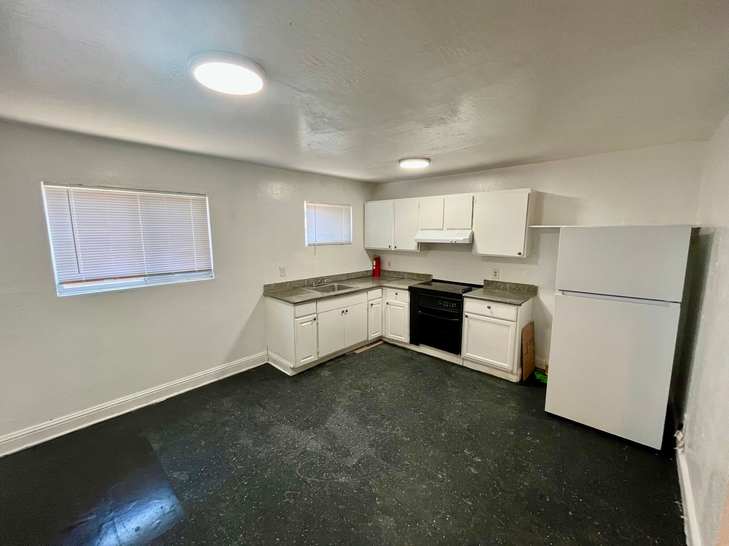 Oakland Apartment: 151 Catron Dr
