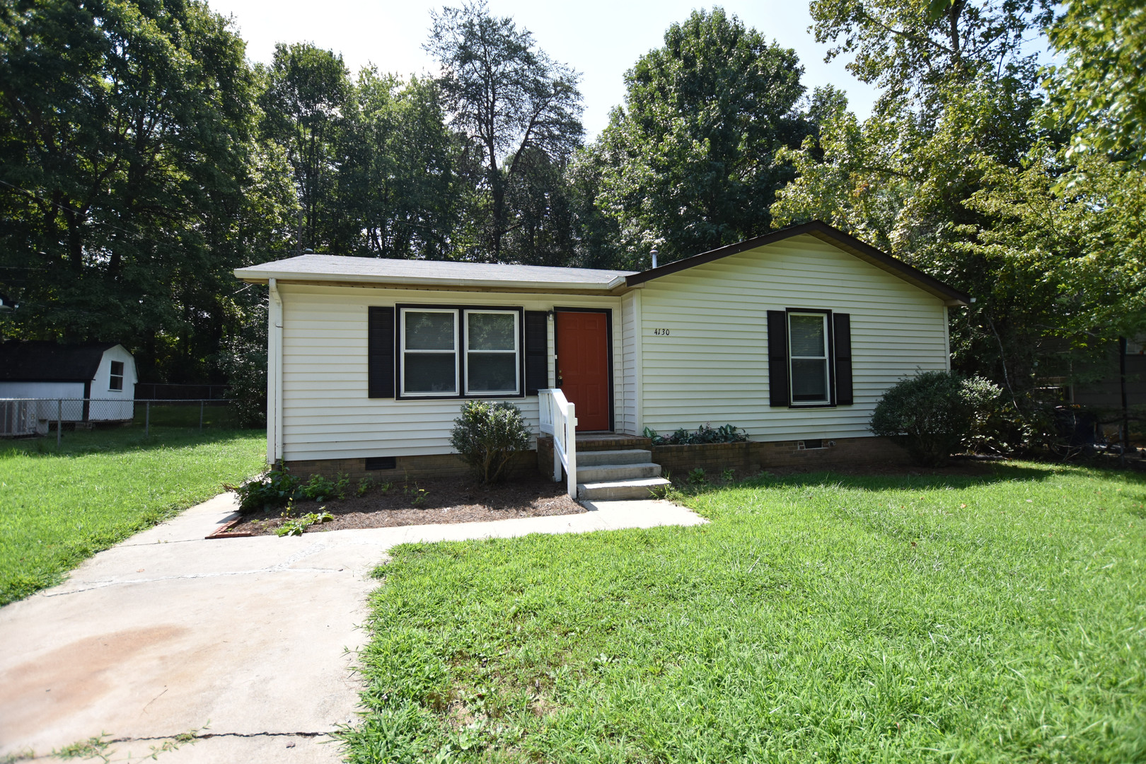 Winston Salem House: 4130 Edgeware Rd.