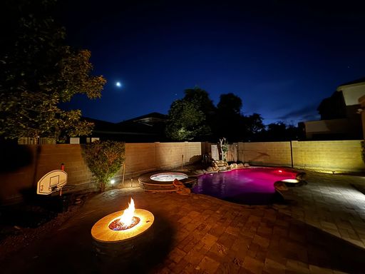 Stunning 4-Bedroom, 2.5-Bathroom Oasis with Pool and 3 Car Tandem Garage in Phoenix – photo 1