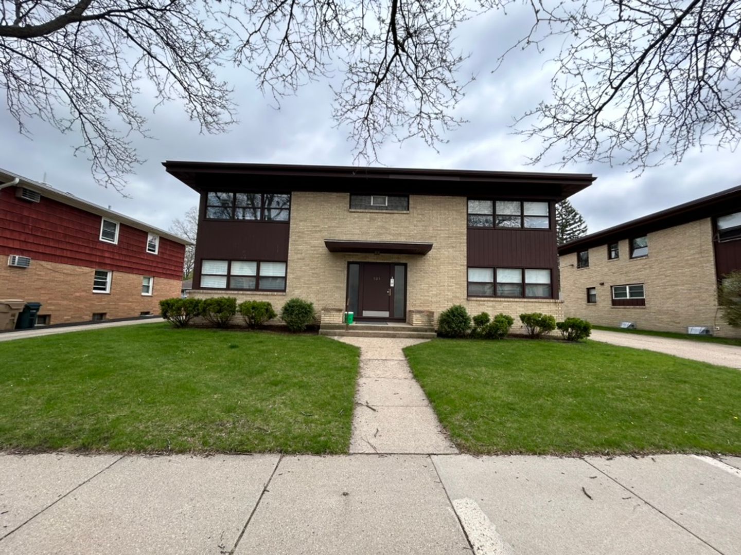 Madison Apartment: 509 Midvale Ave