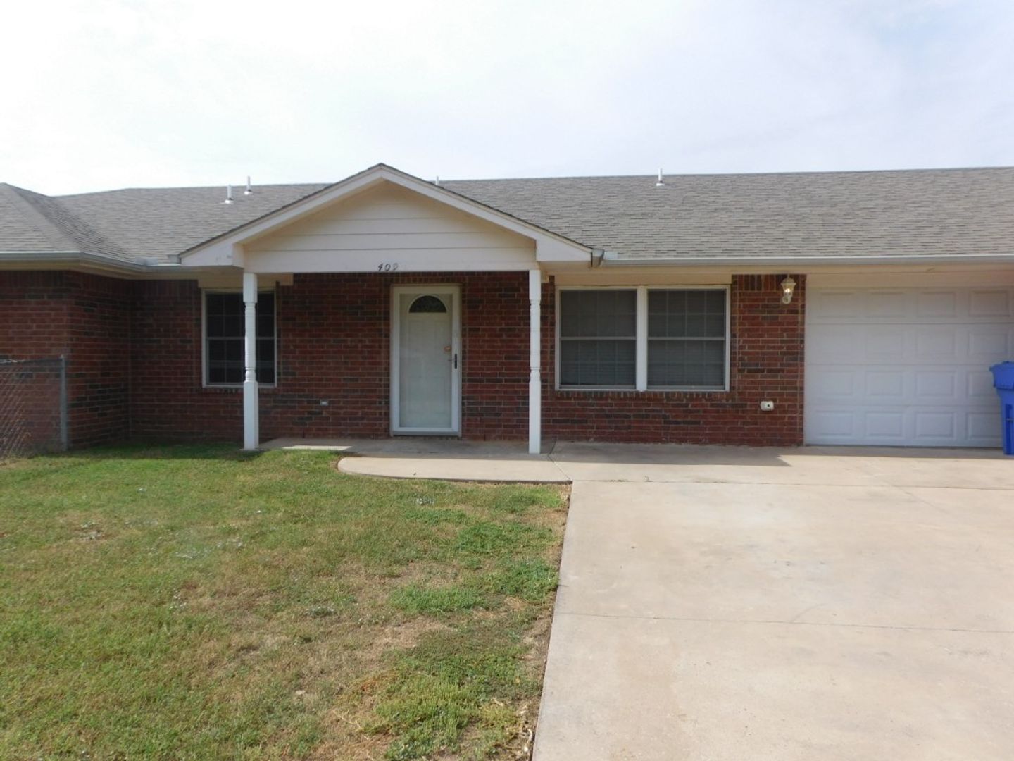 Cache House: 407 S 2nd St